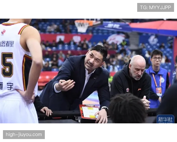 为什么同一动作，裁判有时吹犯规有时却放行？