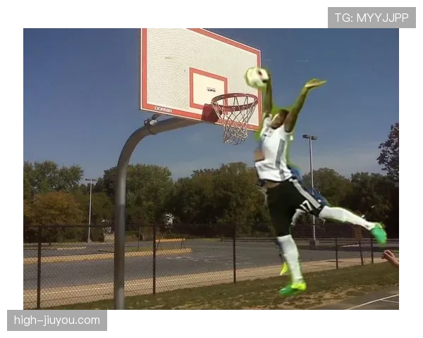 手球判罚的关键：是否故意触球及手臂位置如何影响判罚